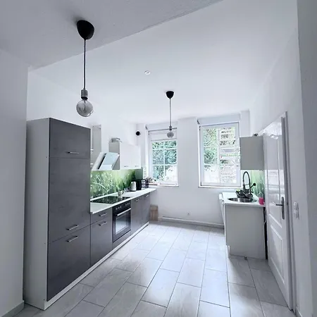 דירה Sonnige 2 Raumwohnung In *