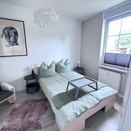 Sonnige 2 Raumwohnung In * Niederwiesa