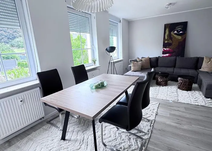 Διαμέρισμα Sonnige 2 Raumwohnung In Niederwiesa